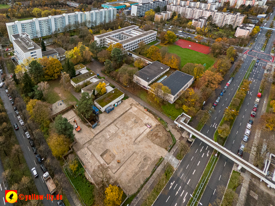 19.11.2022 - Luftbilder von der Baustelle an der Quiddestraße 'Haus für Kinder' in Neuperlach